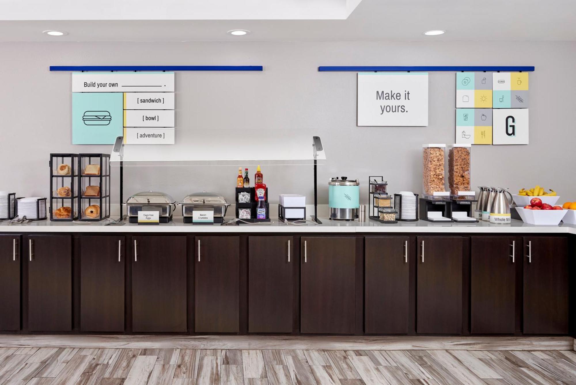 Garner Hotel By Ihg Phoenix - סורפרייז מראה חיצוני תמונה